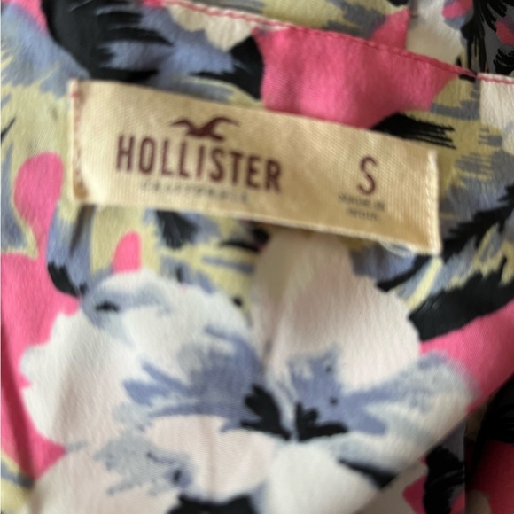 Hollister Pink Lace Up Back Elastic Waist
Floral Sun Dress Adjustable straps S - Picture 5 of 6